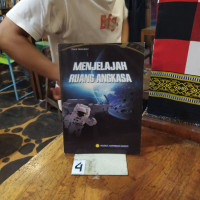 Image of Menjelajah Ruang Angkasa